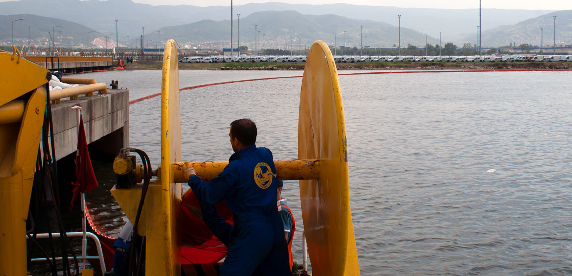 Grimaldi Napoli Oil Spill Response Operation 1 Ford Otosan Grimaldi NApoli Oil Spill Response Operation