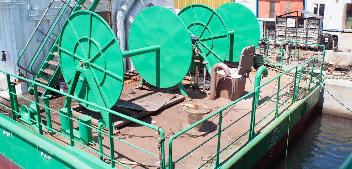 Oil Boom Reel (5) Oil Boom Reel (5)