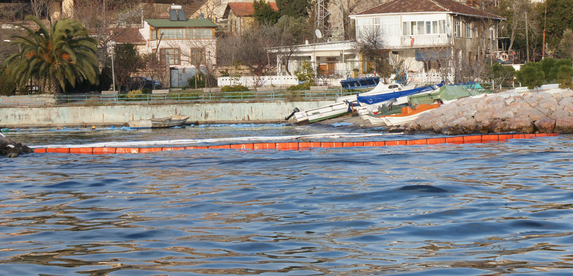 Oil Fence Boom Oil Spill Response (15) Oil Fence Boom Oil Spill Response (15)