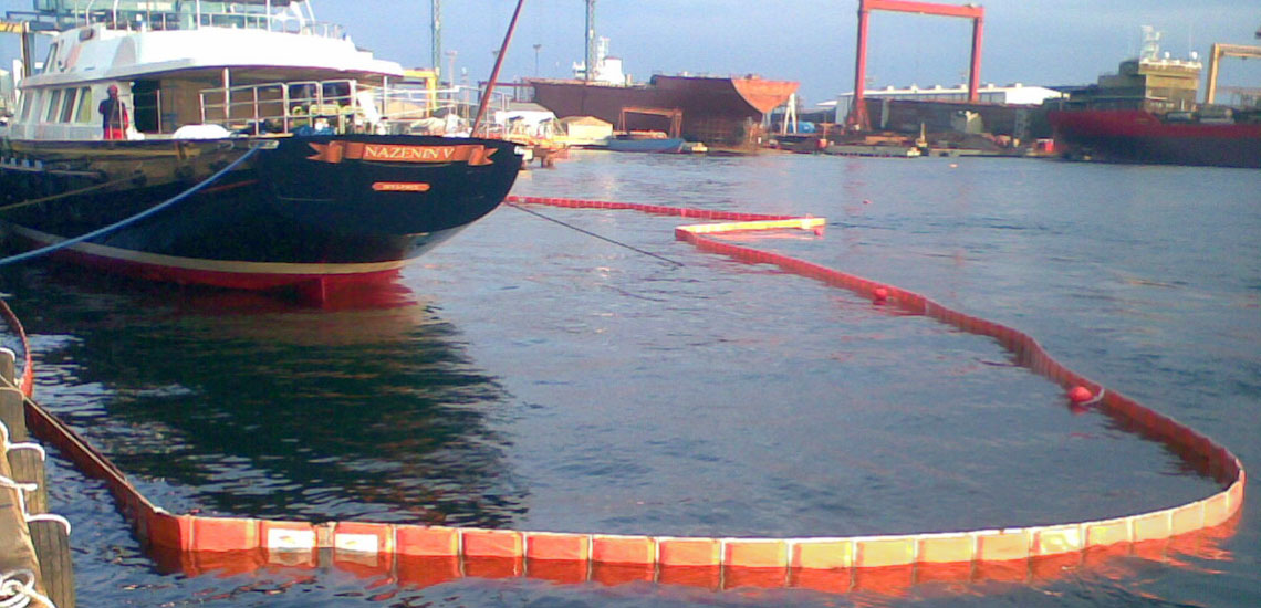 Oil Fence Boom Oil Spill Response (25) Oil Fence Boom Oil Spill Response (25)