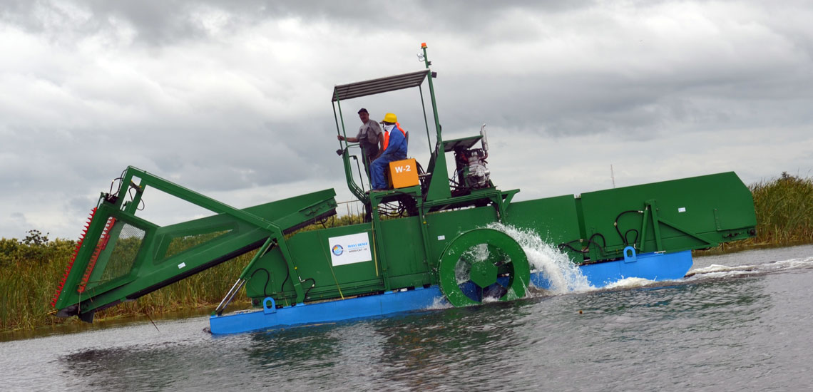 Aquatic Weed Harvester (1) Aquatic Weed Harvester (1)