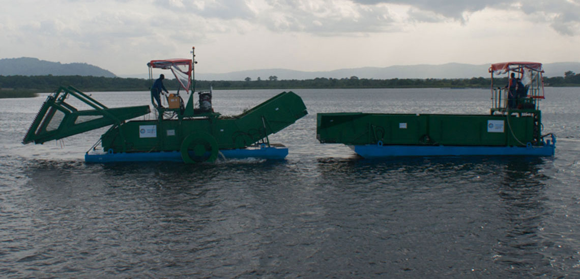 Aquatic Weed Transport Barge (1)
