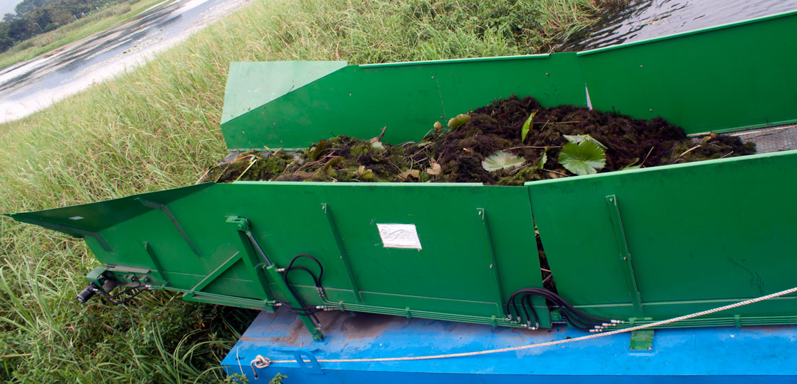 Aquatic Weed Transport Barge (9)